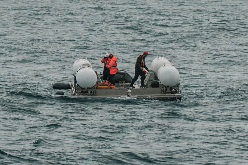 Equipos de rescate en una zona remota del Océano Atlántico trabajaban a contrarreloj