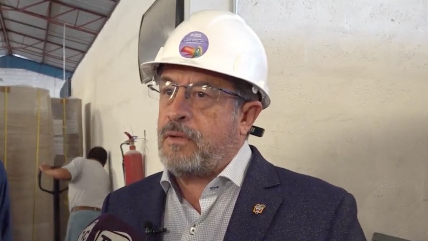 7.584 nuevos equipos para centros de salud del MSP llegaron al país.