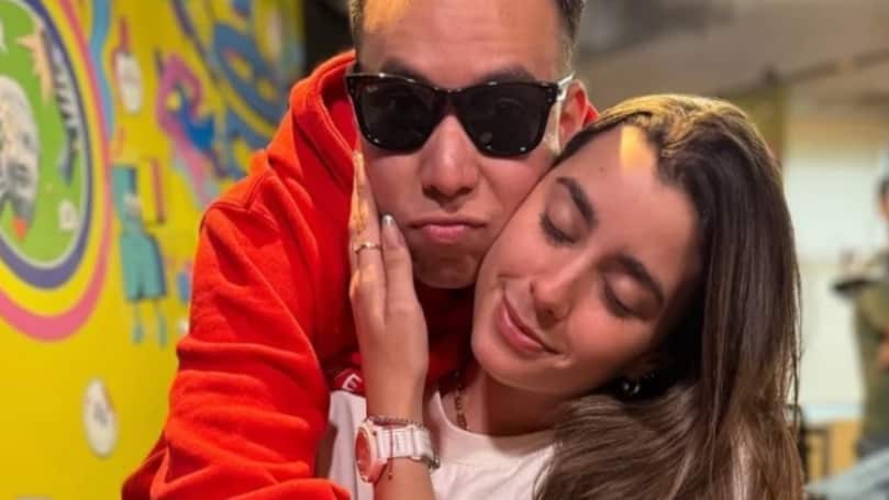 Álex Vizuete y Luciana Guschmer.