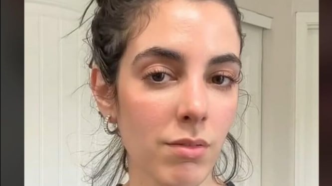 Pensó que la iban a contratar para cuidar a un niño, pero descubrió la verdad al escuchar a sus padres