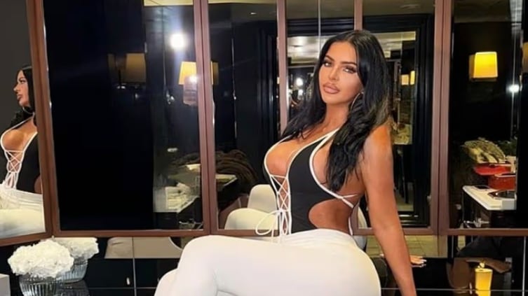 Reconocida influencer pierde la vida tras ser atropellada por un vehículo en las afueras de una discoteca.