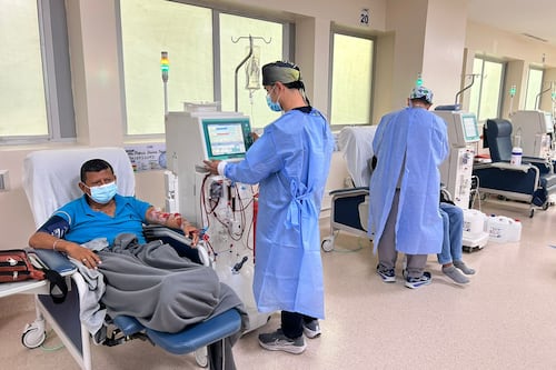 Gobierno del presidente Noboa fortalece la Unidad de Diálisis del Hospital Los Ceibos con inversión de USD 2,5 millones