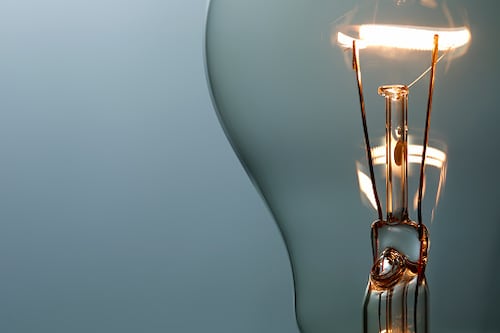¿Cuándo llegará la rebaja en la planilla de luz por compensación de abril?