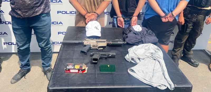 Mujer embarazada fue víctima de sicariato en Durán; Policía detuvo a un adulto y aisló a tres menores