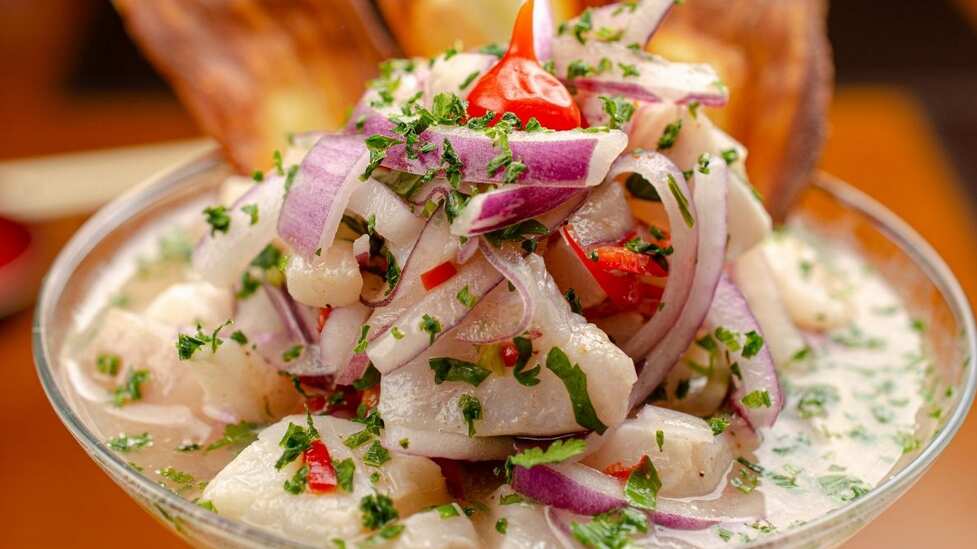 Ceviche de pescado.