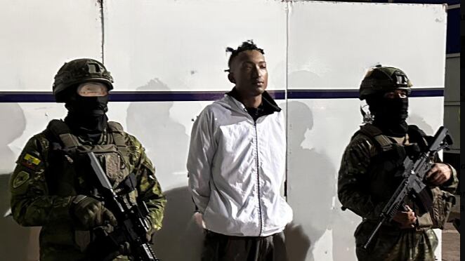 Capturan en Cumbayá a presunto integrante de ‘Los Lobos’