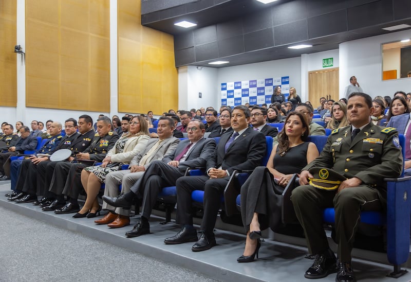 IAEN UNIVERSIDAD DE POSGRADO DEL ESTADO REAFIRMA SU COMPROMISO CON LA TRANSPARENCIA Y LA EXCELENCIA ACADÉMICA