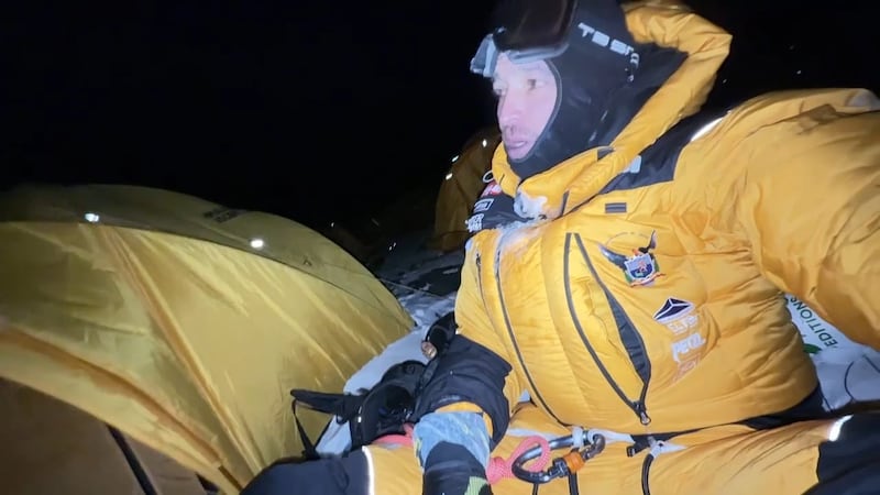 El capitán Marcelo Segovia lo dio todo en su intento por escalar el Everest sin oxígeno