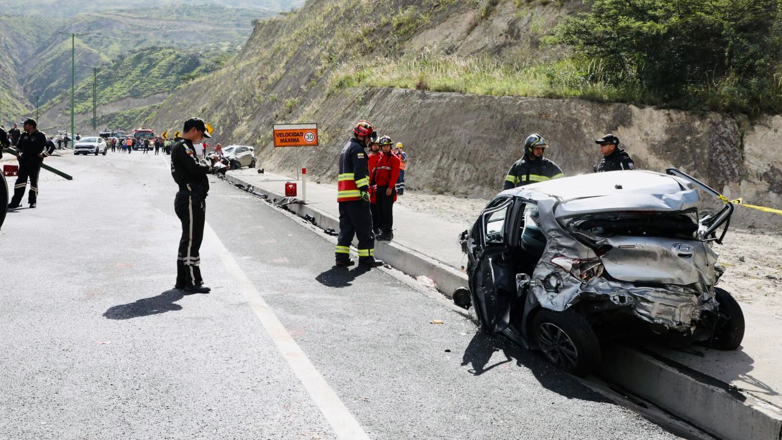 Accidente en la vía Guayllabamba