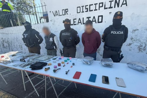 Con cuchillo y varios teléfonos: así cayó robacelulares que intentó darse a la fuga en Quito