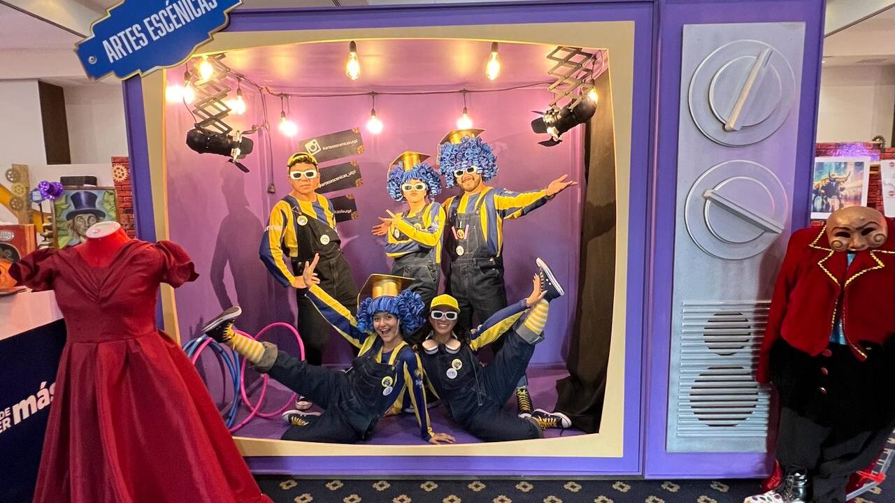 Casa Abierta UTPL 2024- Stand Artes Escénicas