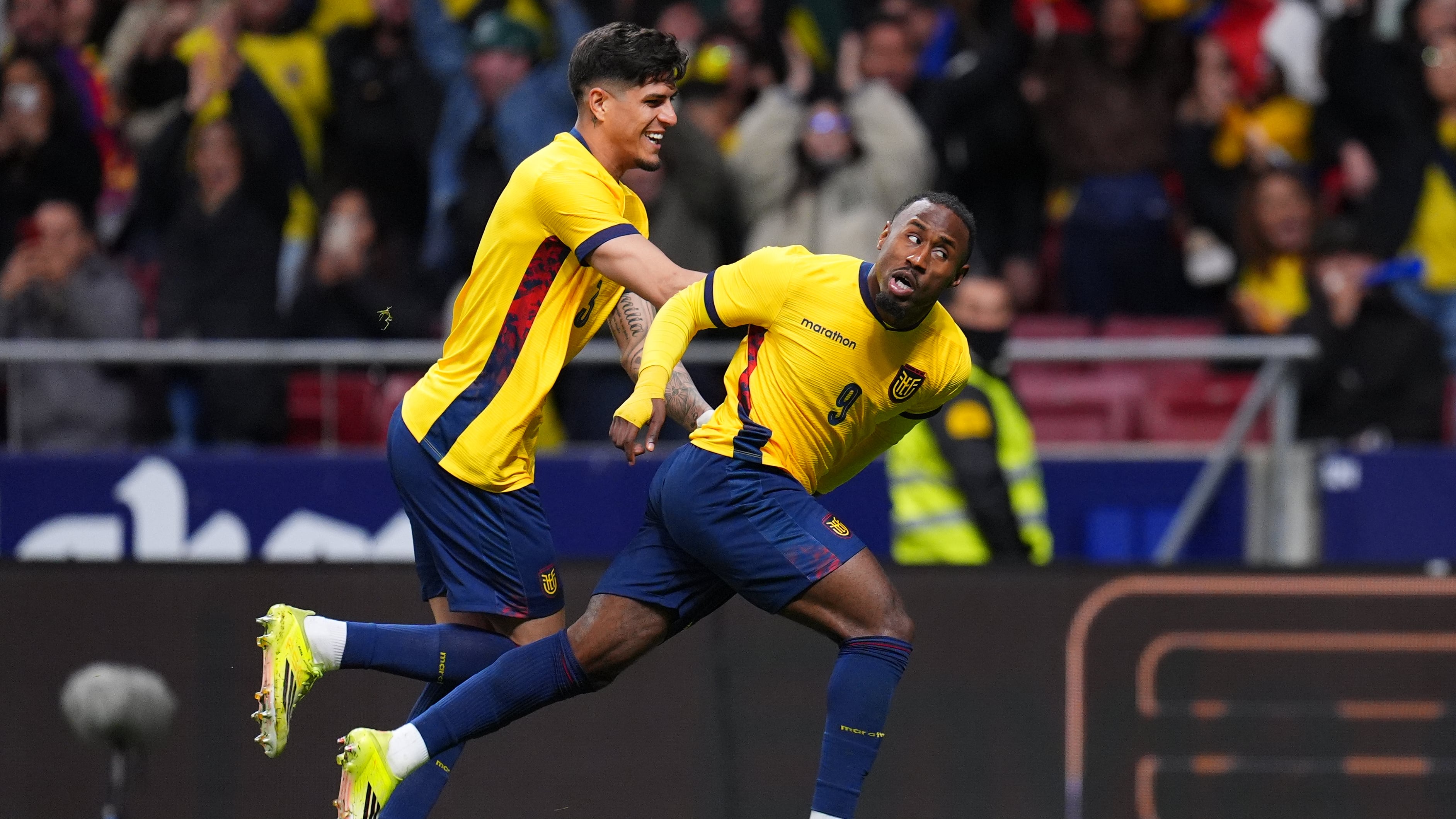 Jhon Yeboah festeja su gol con Ecuador ante Marruecos