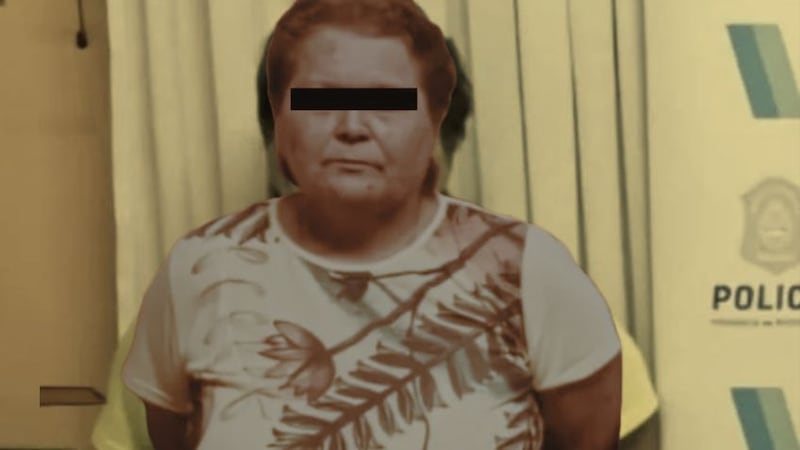 Masajista extorsionaba a sus clientes con fotos íntimas en Argentina