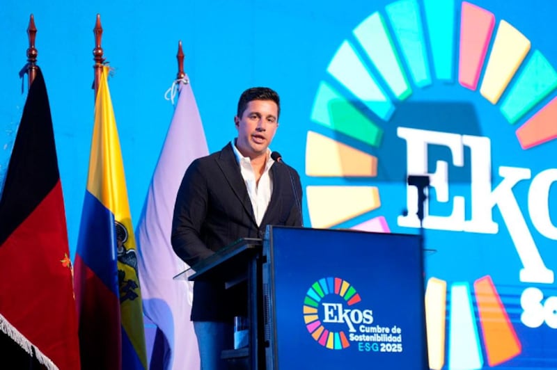 Guillermo Enrique Lasso Alcívar, Presidente Ejecutivo, Banco Guayaquil