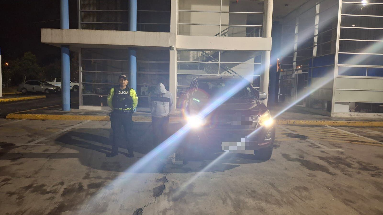 Quito: Policía recupera vehículo robado en Puembo