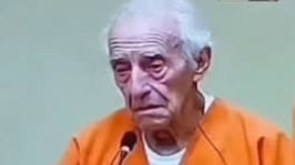 Hombre pasó 45 años preso siendo inocente, recibió indemnización y decidió donarla - Fuente: Video de X