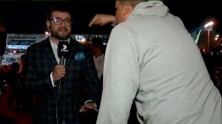 Hinchas de LDU arremetieron contra periodistas e hinchas