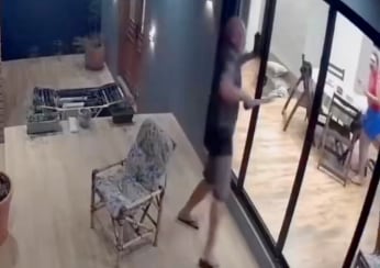 Ataque con machete dentro de un condominio en Rio Grande do Sul quedó registrado en video de vigilancia.