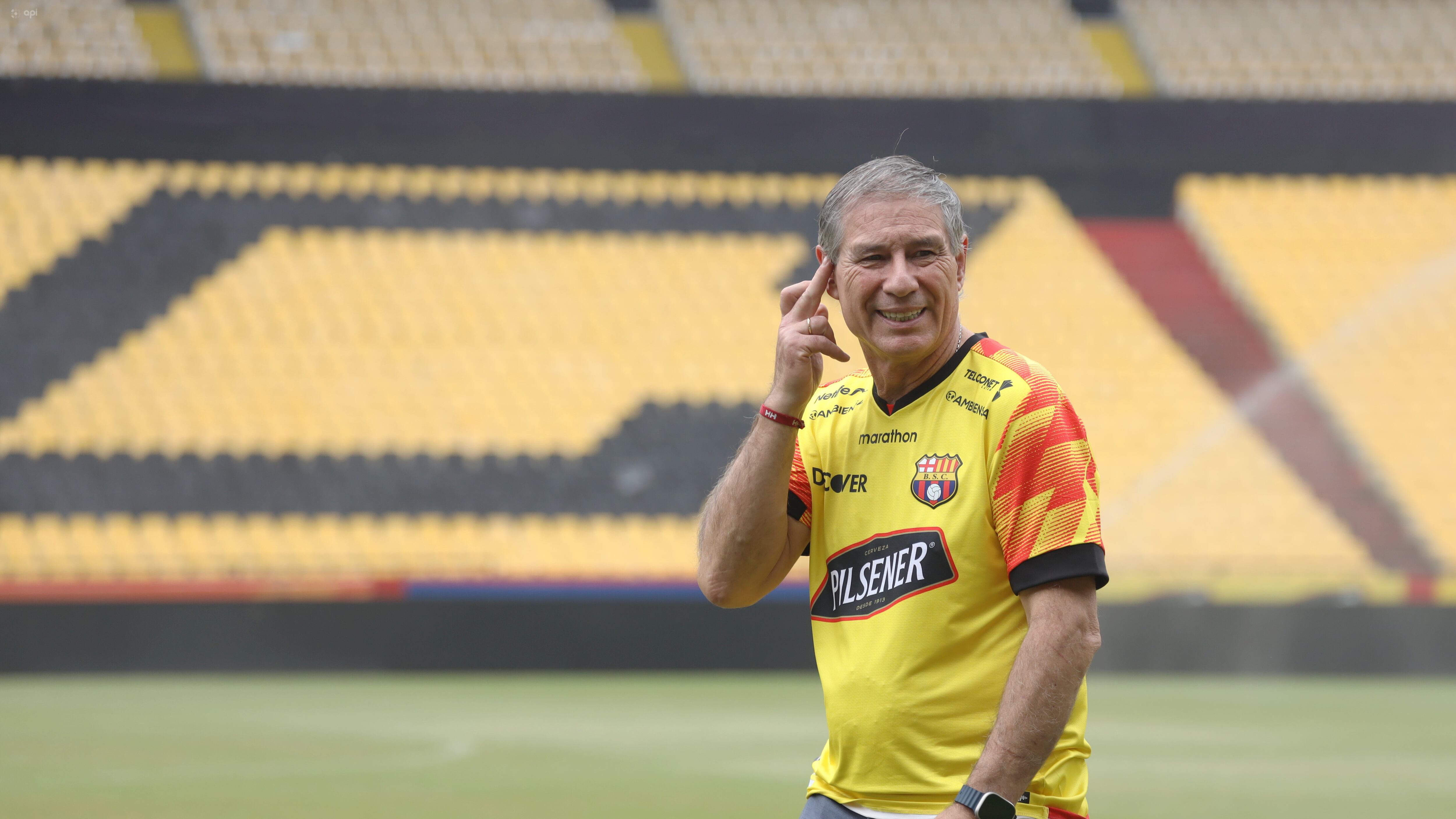 El profesor Ariel Holan ha traído buenas vibras a Barcelona y una nueva estructura de juego, ahora más ofensiva y ordenada.
 Fotos: César Muñoz/API