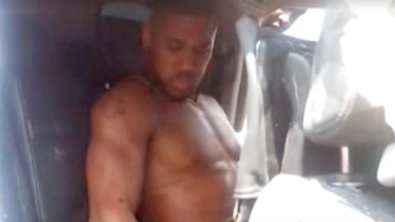 Anthony Joshua sufrió accidente de tránsito.