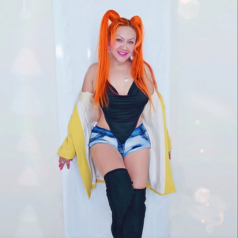 Jeanneth, la chica fuego