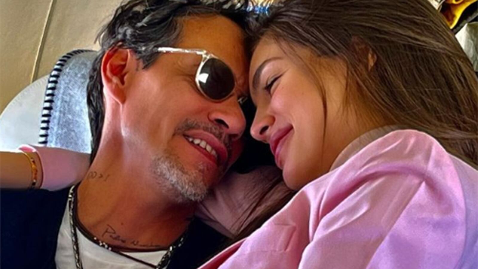 A Marc Anthony todas sus mujeres lo han abandonado.