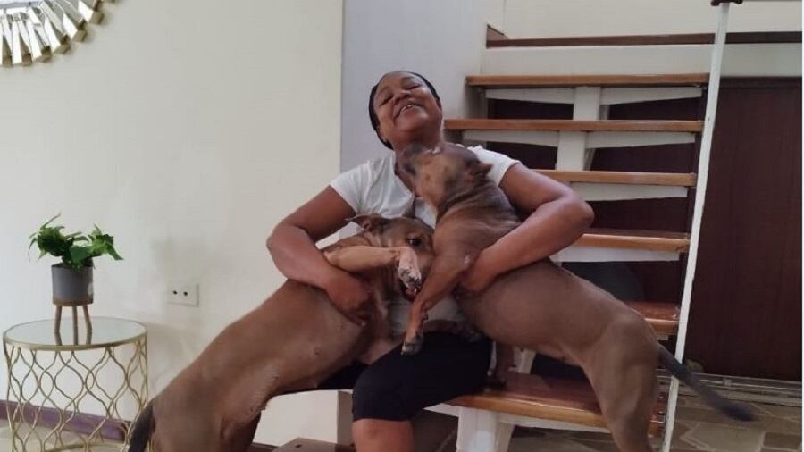 Roxana, víctima en atentado en Cristo del Consuelo; su casa quedó en escombros