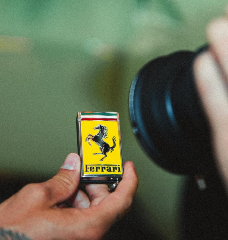 El exclusivo Ferrari de Maluma