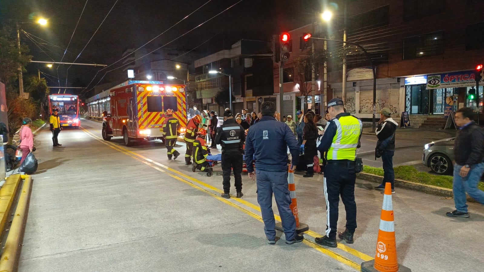 Hombre fue atropellado en la avenida 10 de Agosto, en el norte de Quito