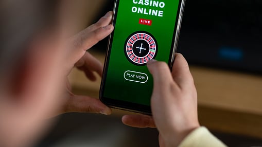 Con apenas 14 años perdió USD 400 000 en apuestas