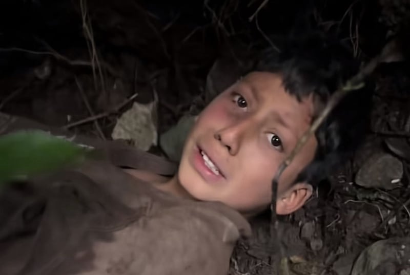 Revelan nuevo video del momento en que Lucas Campaña fue localizado en el Cerro Puñay