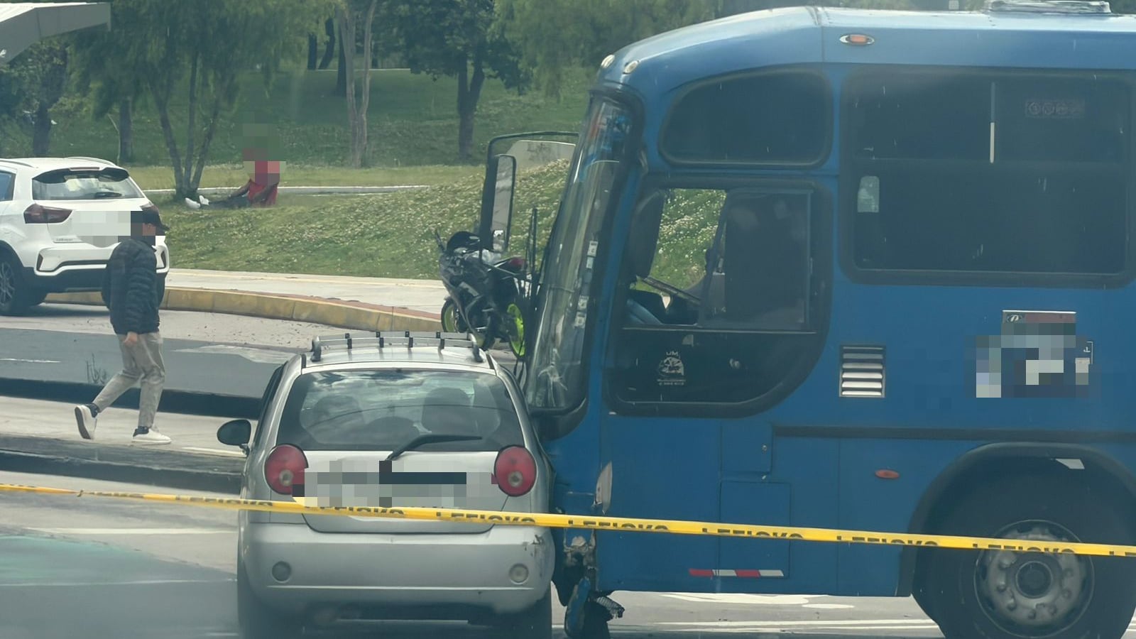 Heridos tras accidente de tránsito en la avenida 12 de Octubre y Tarqui