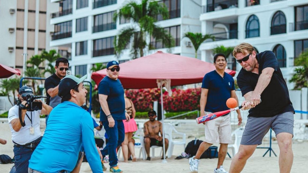 Gracias a la gestión de la Alcaldía de Salinas, el balneario se consolida como el epicentro del deporte nacional.