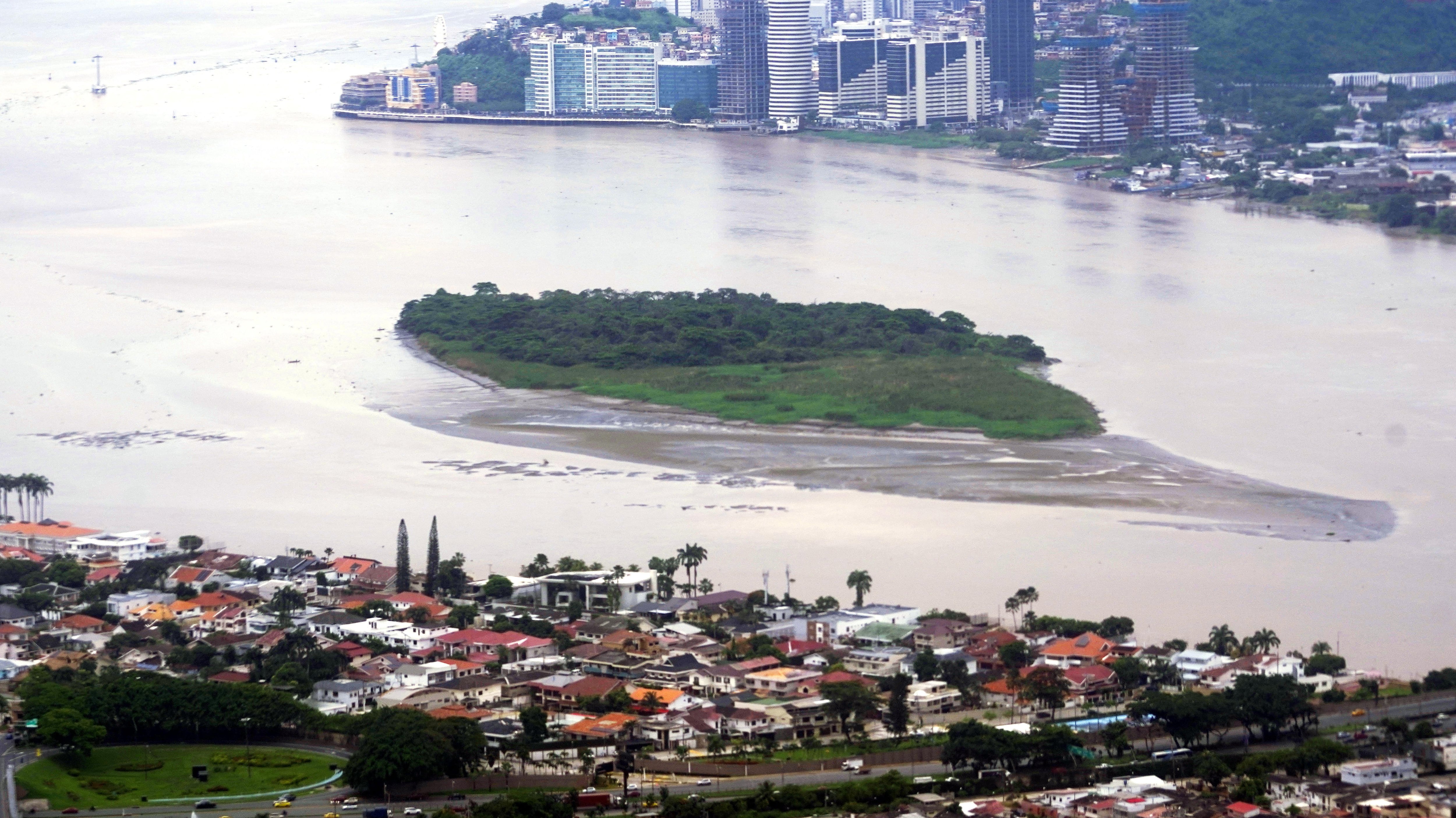 Inundaciones en periodo invernal en Guayaquil