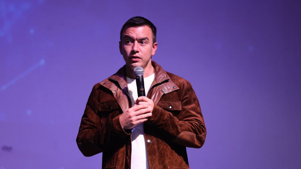 Tras el anuncio de la baja en el precio de las gasolinas Extra y Ecopaís, Daniel Noboa se pronuncia: “Dato mata relato”