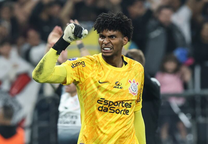 Hugo Souza.