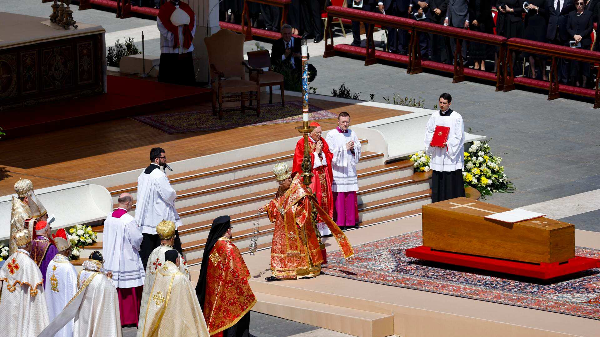 Papa Francisco en su despedida en Roma