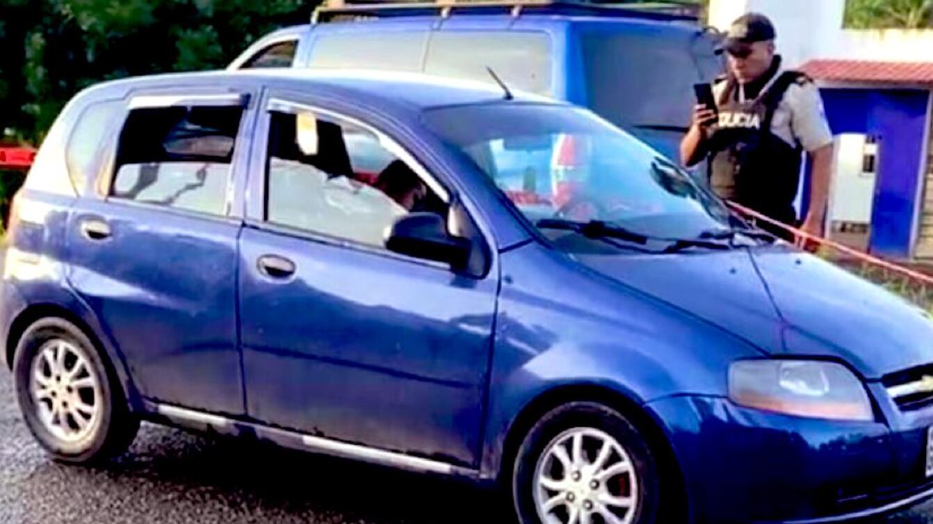 Asesinato de tres guías penitenciarios