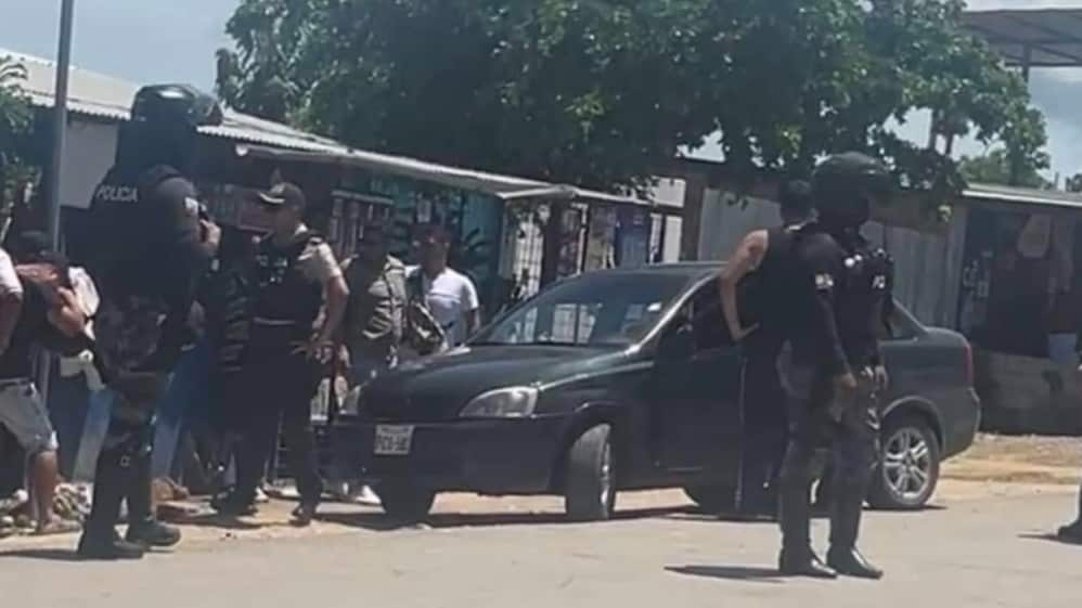 Hombre es asesinado a balazos frente a su esposa y dos hijos en Manta