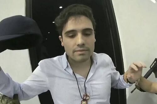 Se revelan las primeras imágenes del hijo de ‘El Chapo’ Guzmán cuando fue detenido