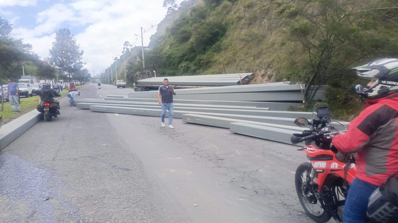 Accidente en la Simón Bolívar.