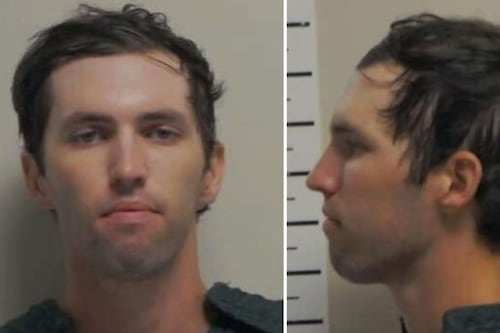 El asesino de Charlie Kirk confesó en un chat grupal lo que hizo: “Tengo malas noticias”