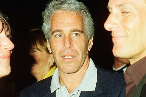 ¿Cuántas gigas de evidencia tiene el FBI del caso Jeffrey Epstein?