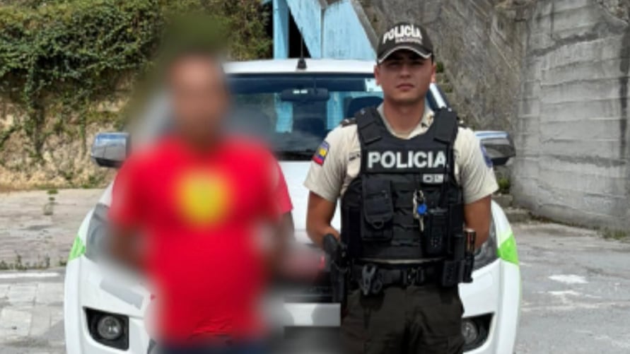 Le robaron el vehículo en Atuntaqui y lo hallaron en un taller del norte de Quito donde lo pintaban