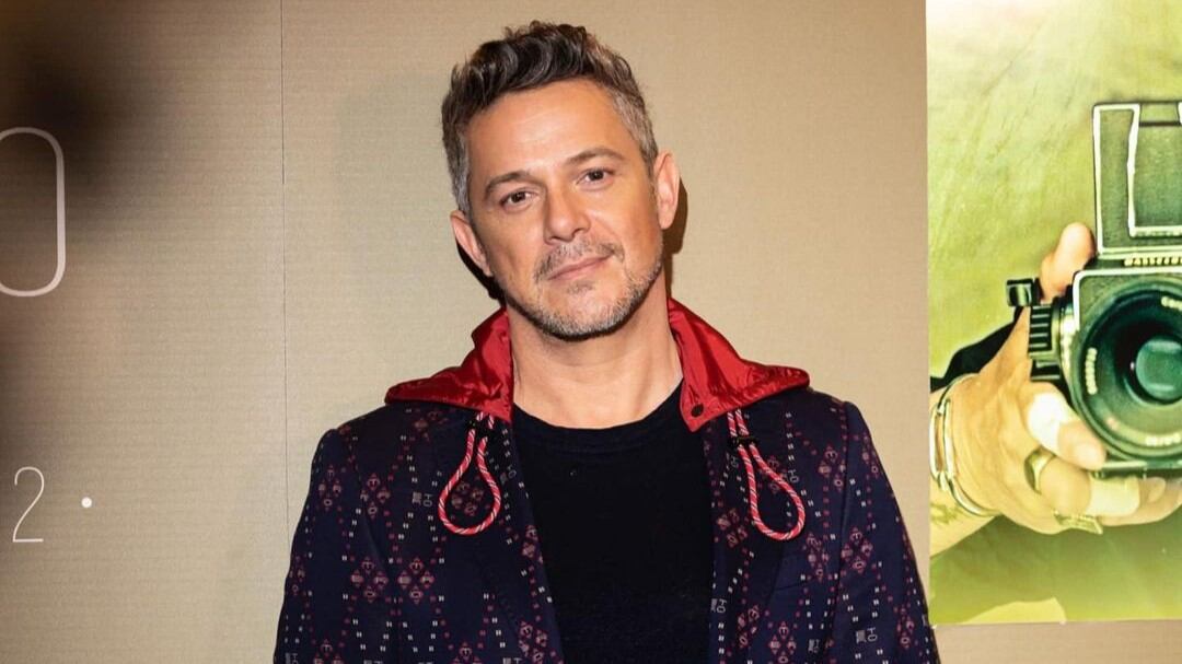 Según el vidente colombiano el cantante Alejandro Sanz vive un momento crucial en su vida además de una mujer con la que se quiere casar.