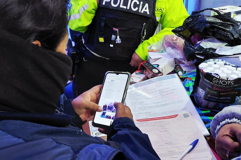 Clausuran bar que se promocionaba como “club swinger” y ofrecía encuentros sexuales