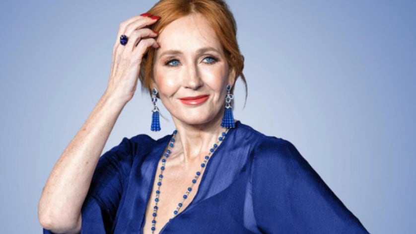 Escritora de Harry Potter dijo que prefiere ir a la cárcel antes de llamar mujer a un hombre