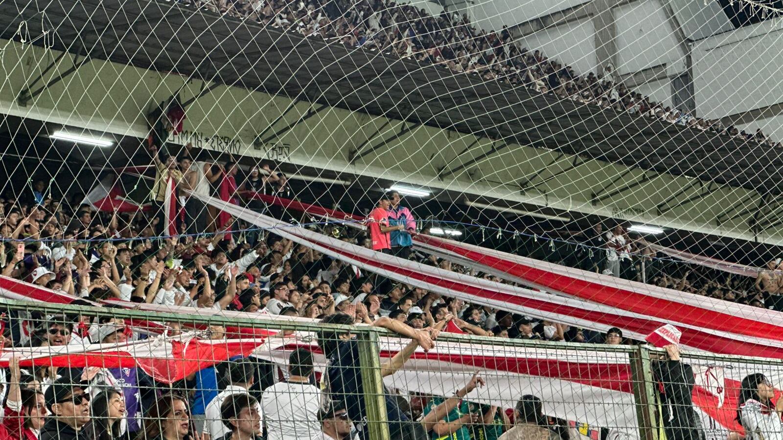 Hinchas de Liga de Quito en Casa Blanca