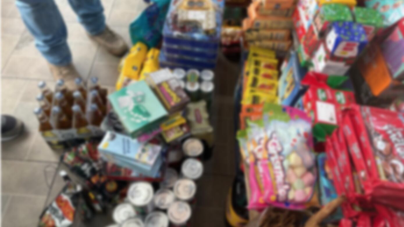 Caramelos, galletas, panetones, cerveza y cosméticos caducados eran vendidos en Quito