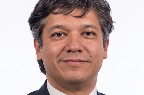 Dr. Óscar Quintero explica por qué la nutrición, el sueño y la actividad física son clave para el crecimiento en los niños